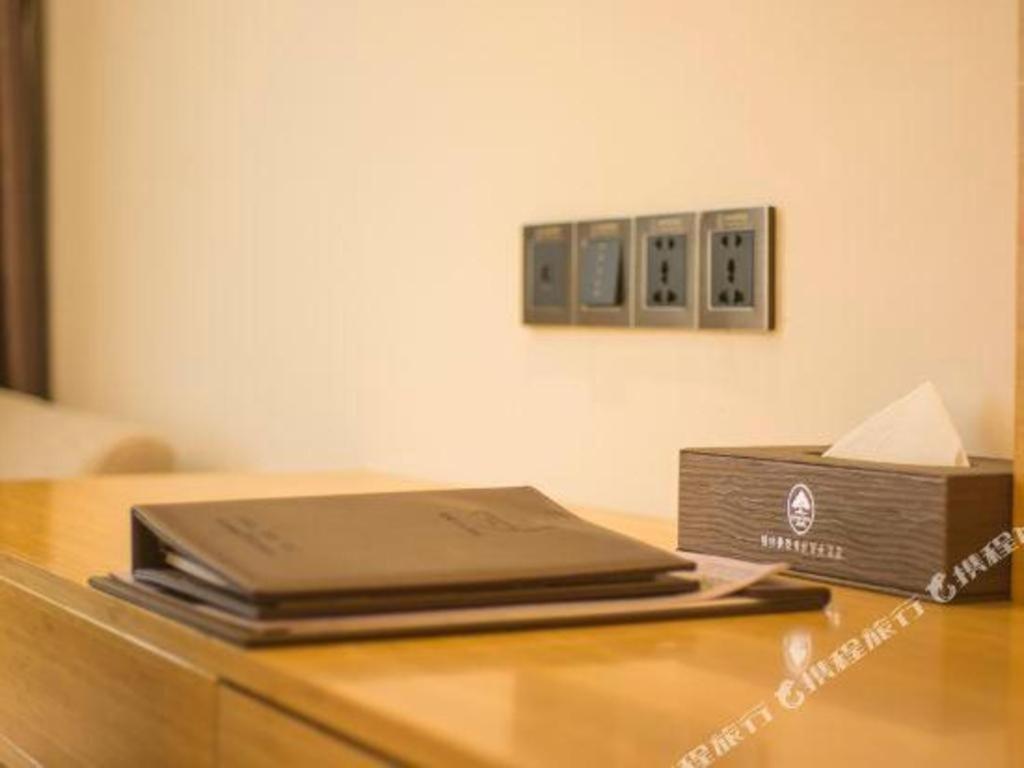 Greentree Inn Qingyuan Qinghe Avenue Branch Exterior foto