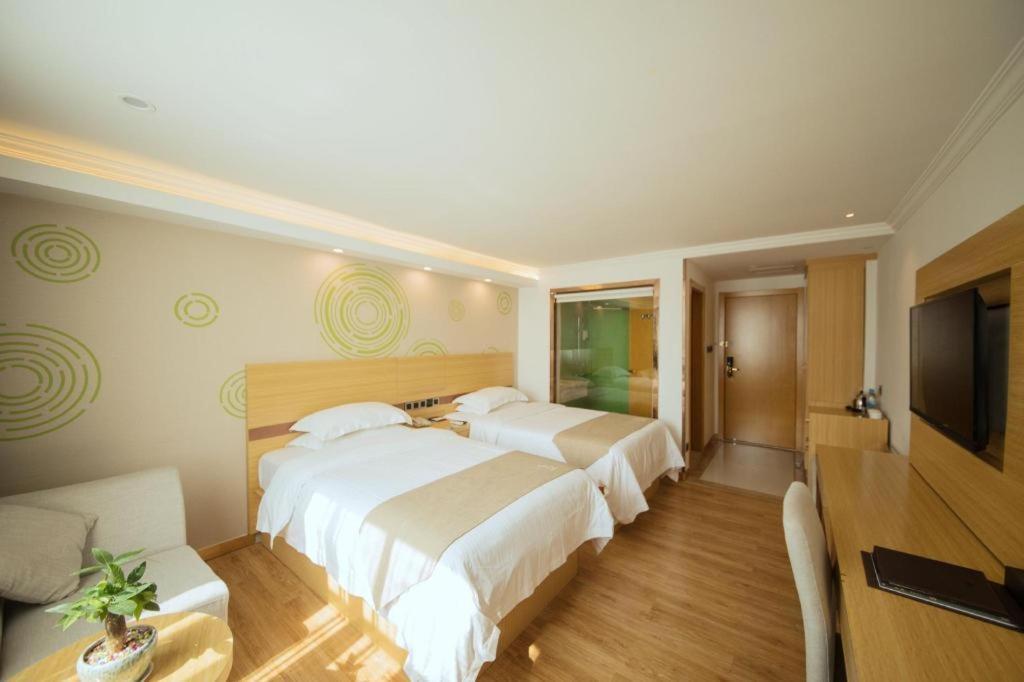 Greentree Inn Qingyuan Qinghe Avenue Branch Exterior foto