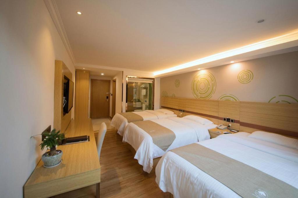 Greentree Inn Qingyuan Qinghe Avenue Branch Exterior foto