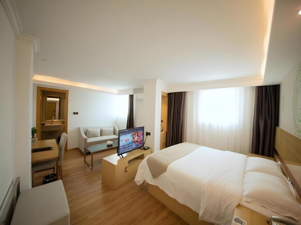 Greentree Inn Qingyuan Qinghe Avenue Branch Exterior foto