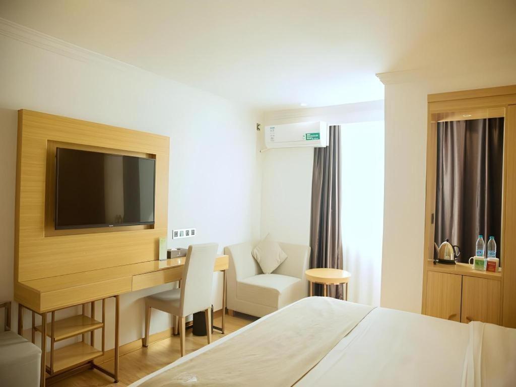 Greentree Inn Qingyuan Qinghe Avenue Branch Exterior foto