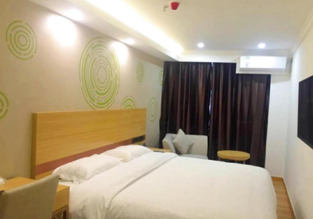 Greentree Inn Qingyuan Qinghe Avenue Branch Exterior foto