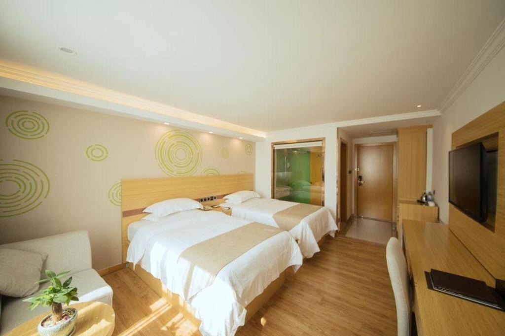 Greentree Inn Qingyuan Qinghe Avenue Branch Exterior foto